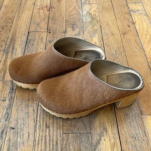 No. 6 New School Tread Clog